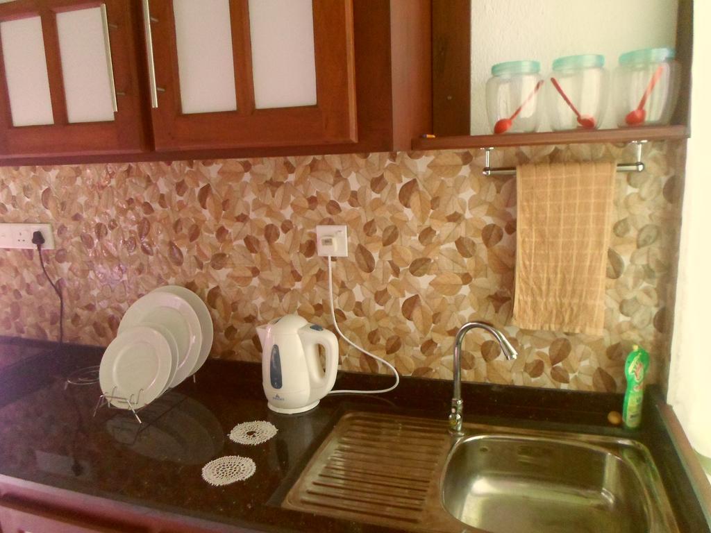 Nilas Guesthouse Hikkaduwa Camera foto