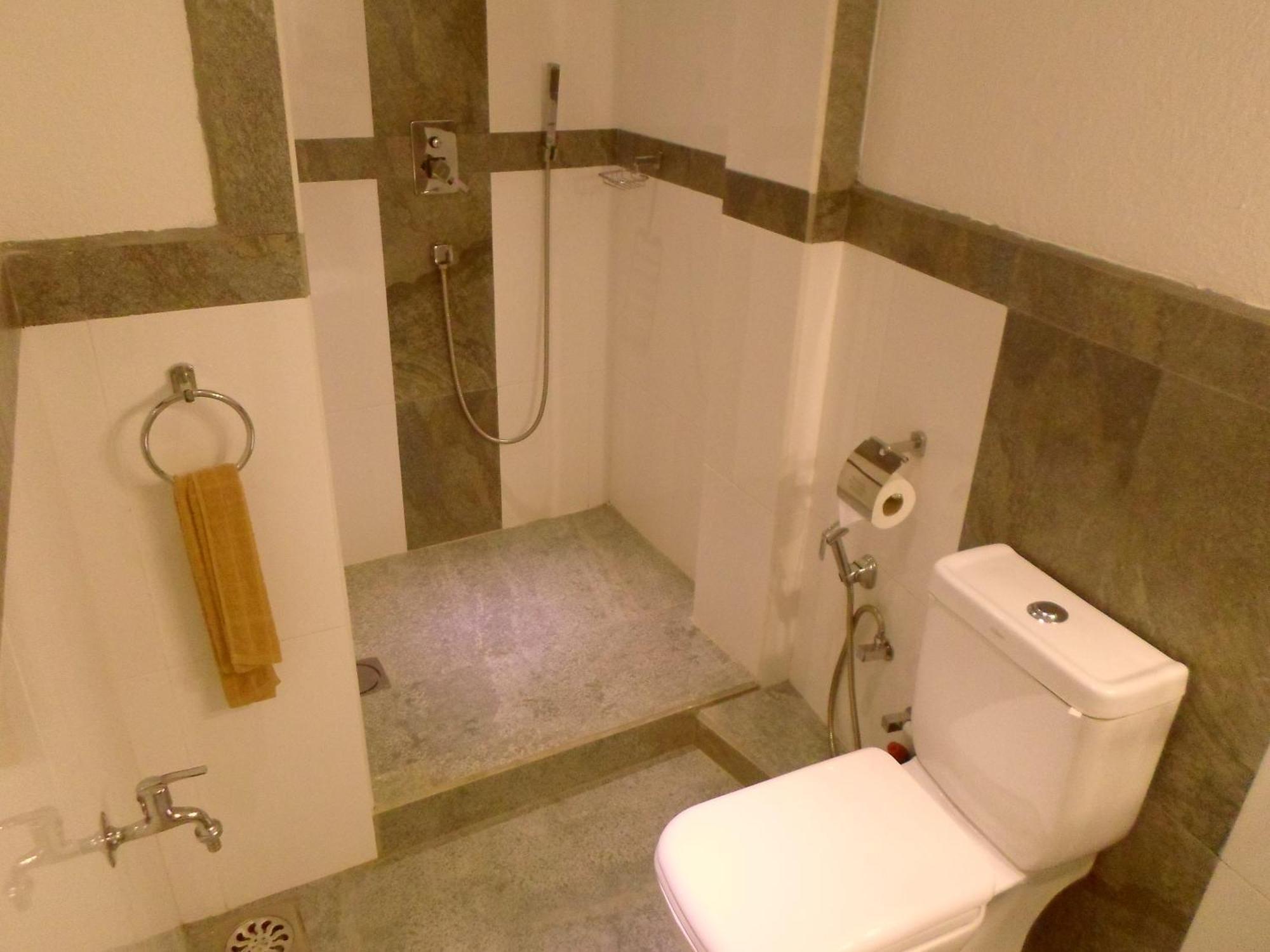 Nilas Guesthouse Hikkaduwa Esterno foto