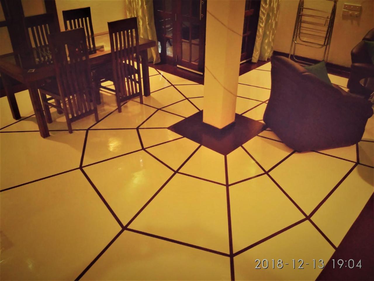 Nilas Guesthouse Hikkaduwa Esterno foto